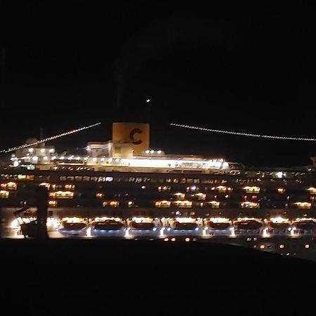 Attico Sul Porto Di Catania E Vista Vulcano Exterior photo